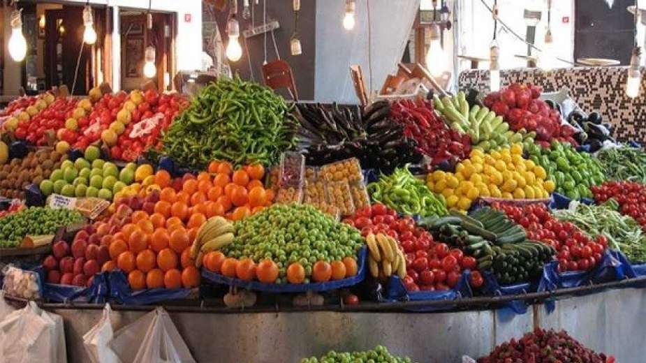 أسعار الخضروات والفاكهة في سوق العبور والجملة اليوم الجمعه 5-8-2022