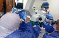 فريق مستشفى أسيوط الجامعي يجري جراحة نادرة بالمخ في وضعية الجلوس   