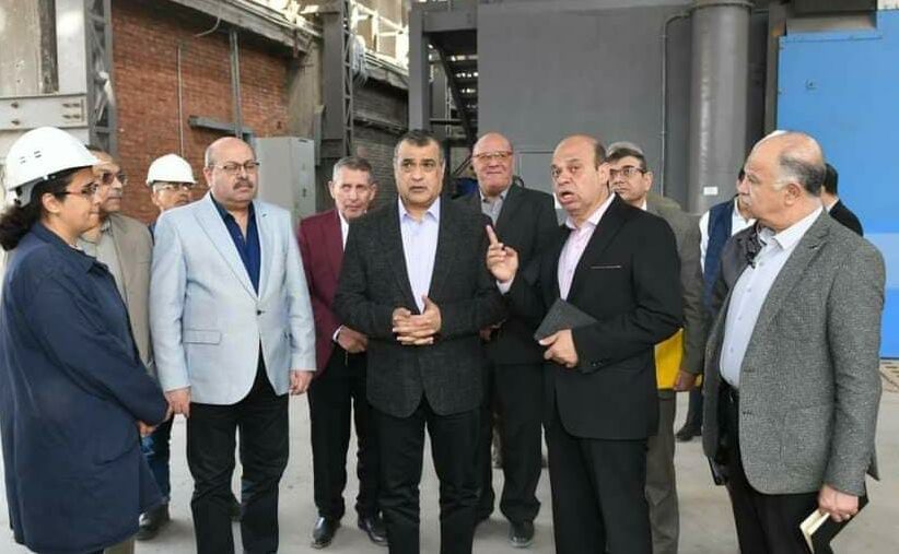 وزير الإنتاج الحربي يتفقد خمس شركات تابعة للوزارة في حلوان
