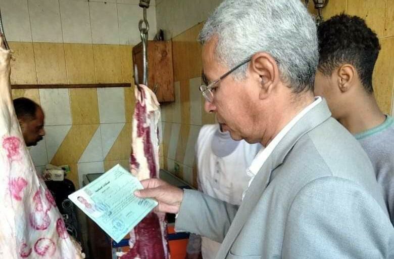 محافظ سوهاج يوجه بتكثيف الحملات التموينية على الأسواق خلال شهر رمضان