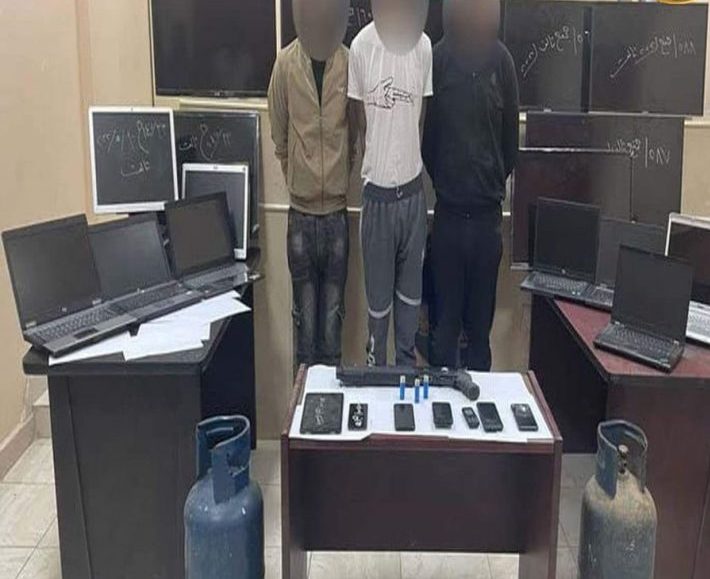 ضبط تشكيل عصابى تخصص فى سرقة المنازل بالعاشر من رمضان