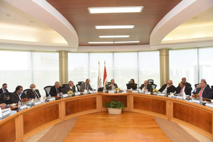 رئيس البورصة يعقد سلسلة اجتماعات لتعزيز الاستثمار المؤسسي في سوق الأسهم