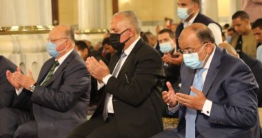 محافظ القاهرة يحتفل مع وزيري الأوقاف والتنمية المحلية بعيد المحافظة القومي
