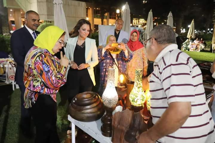 إفتتاح معرض أيادي الجيزة للحرف اليدوية بنادي الصيد