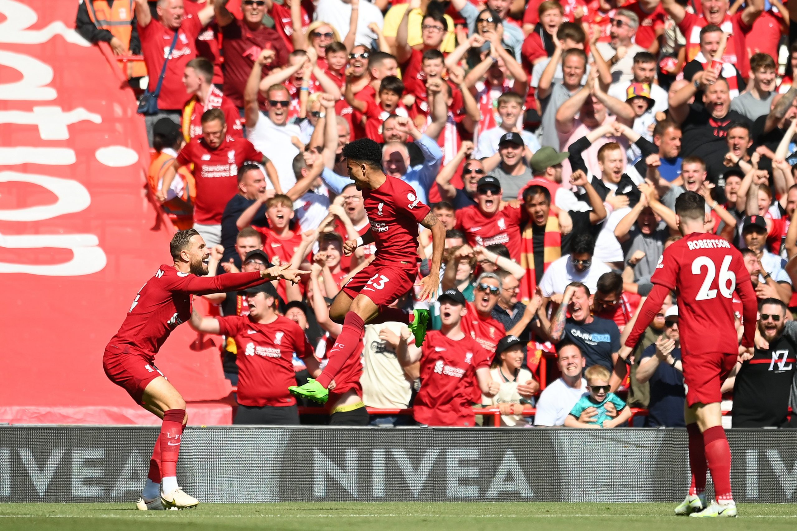 ليفربول يمطر شباك بورنموث بتسعة أهداف دون رد فى الدوري الانجليزي 