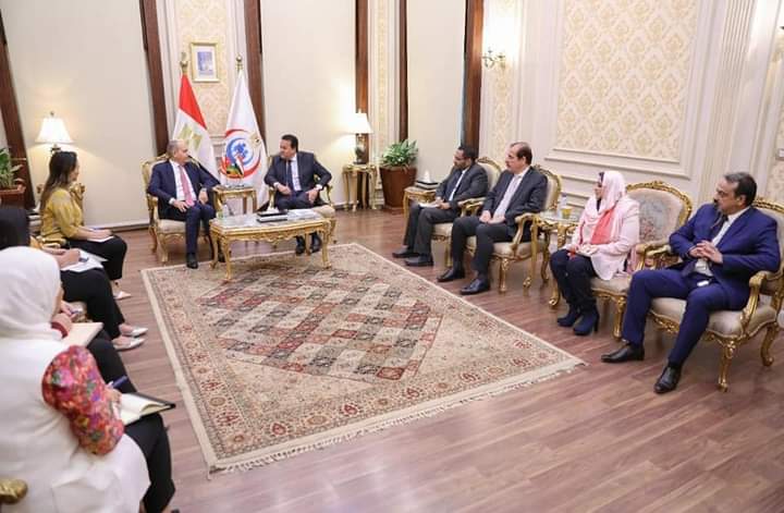 وزير الصحة يستقبل سفير الأردن لدى مصر لبحث سبل  التعاون في دعم القطاع الصحي