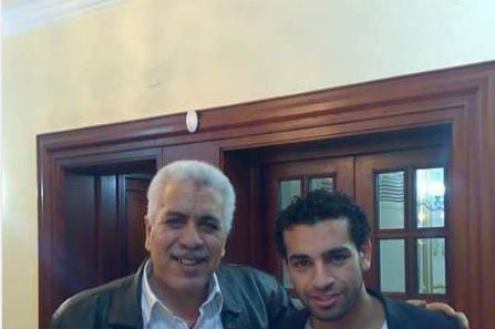 وفاة رضا الملاح مكتشف محمد صلاح