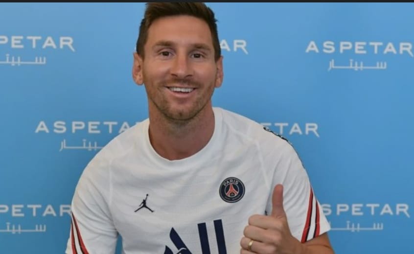 هل يعود ميسي إلى كامب نو ام لباريس سان جيرمان رأي آخر ؟