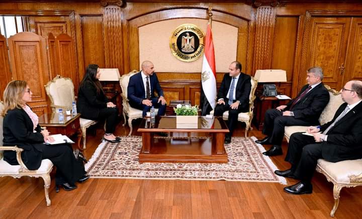 وزير التجارة يعقد سلسلة لقاءات مكثفة مع مسئولي كبريات الشركات العالمية المستثمرة بالسوق المصري