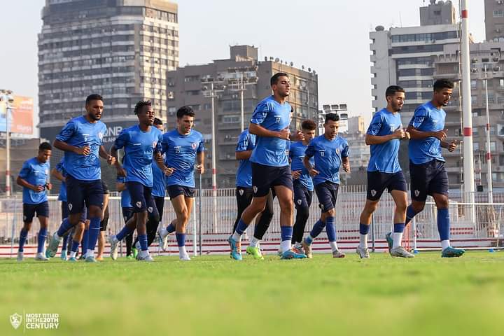 بينهما منافس الابيض.. 3 عروض تسعى لخطف نجم الزمالك 