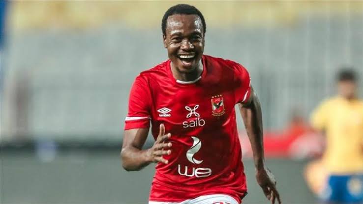 مدرب جنوب إفريقيا يطالب بيرسي تاو بمغادرة الأهلي