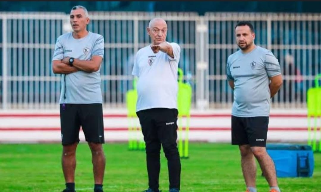 تدريبات منفردة لبعض لاعبي الزمالك على هامش مران اليوم