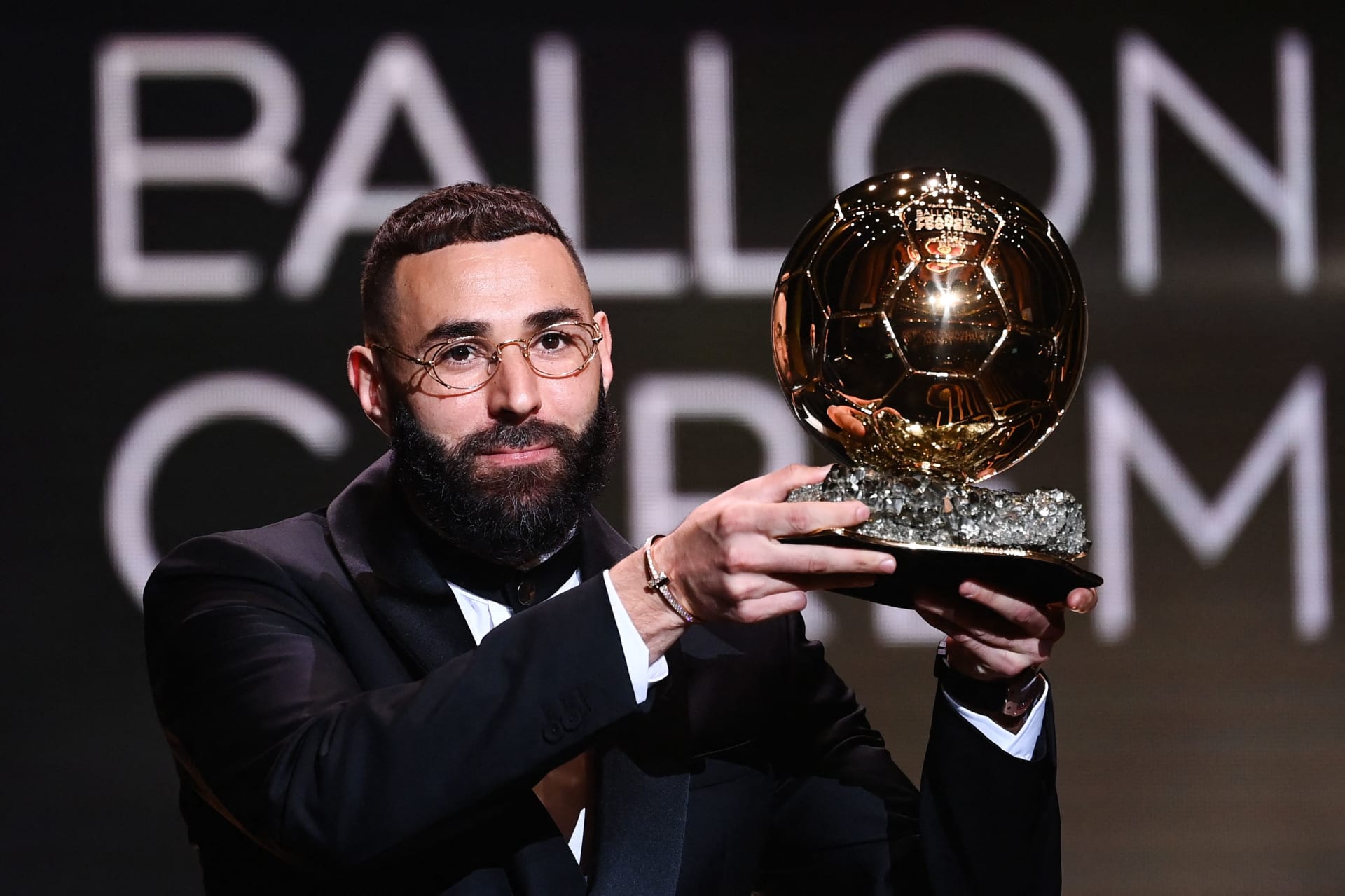 أول تعليق من كريم بنزيما بعد تأكد غيابه عن كأس العالم