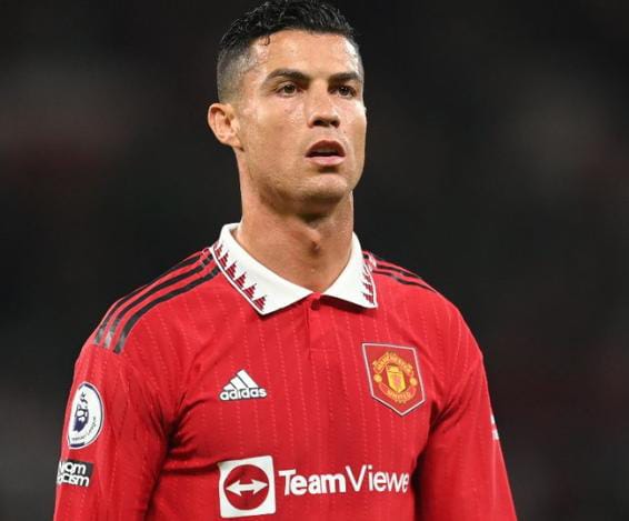 أول تعليق من رونالدو بعد فسخ تعاقده مع مانشستر يونايتد 