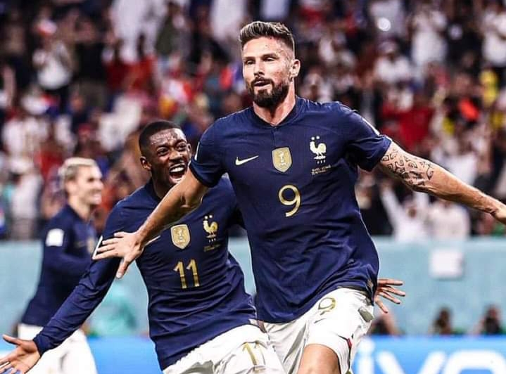 منتخب فرنسا يقسو على أستراليا برباعية في كأس العالم 