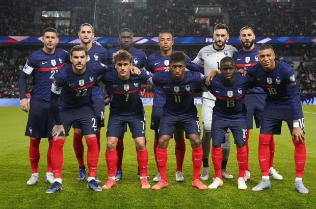 رسمياً.. فرنسا تواجه بولندا في دور الـ16 بكأس العالم