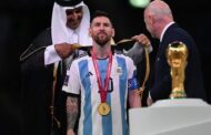 بمبلغ خيالي.. عماني يعرض شراء “بشت” ميسي في كأس العالم 