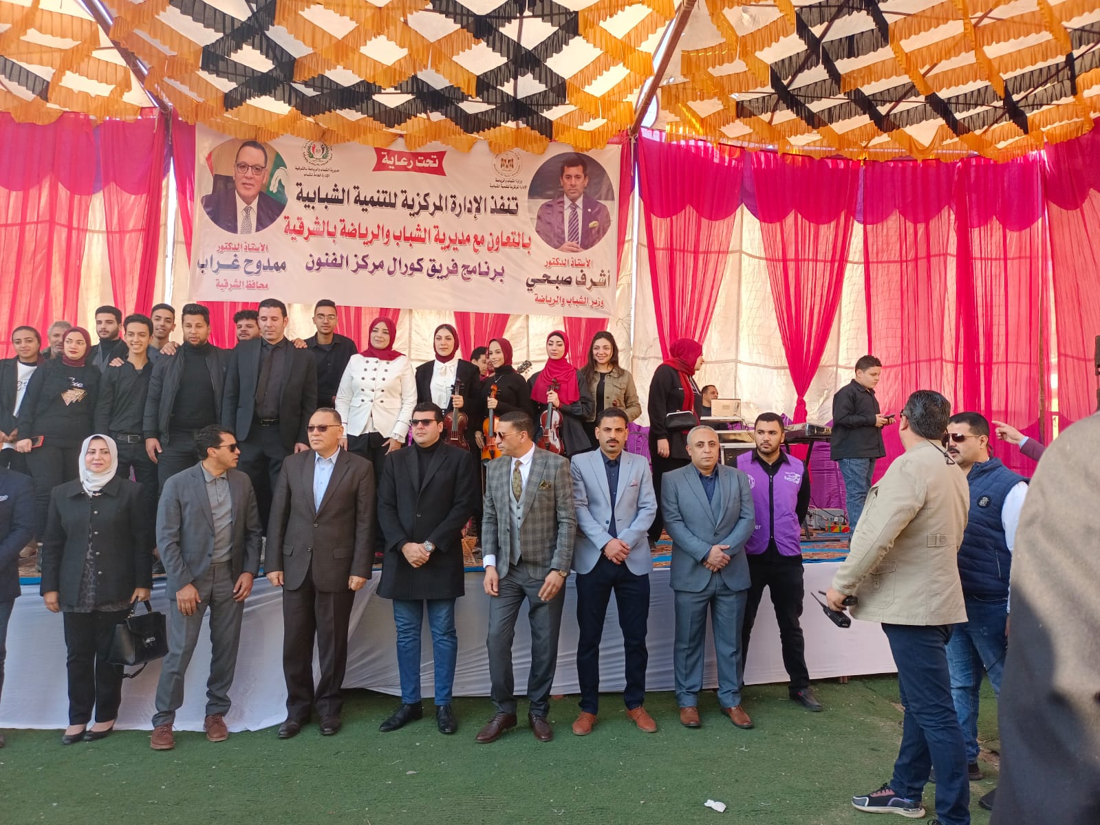 وزير الشباب والرياضة يفتتح  مركز شباب الحصر بالشرقية