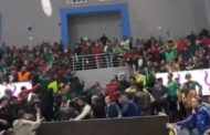 انهيار مدرج جماهير الاتحاد في مباراة الاهلي بنهائي سوبر السلة