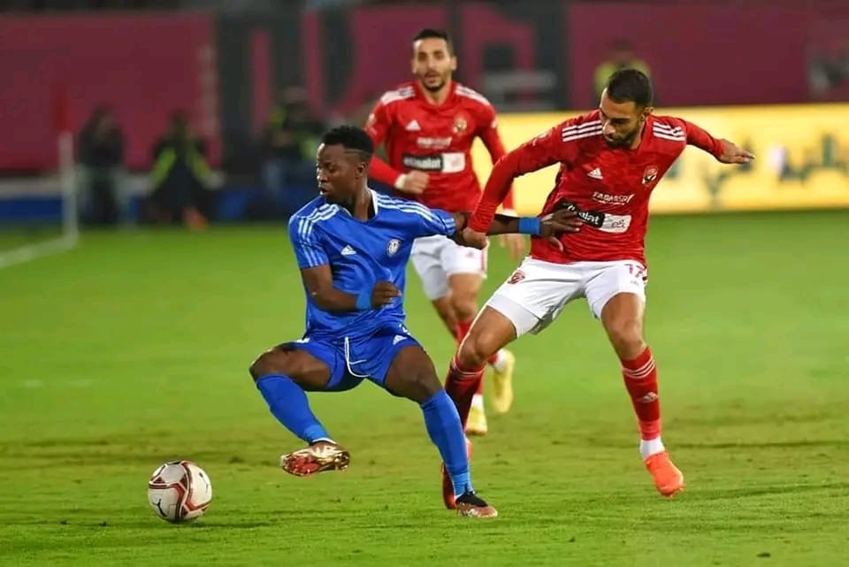 سموحة ينجح في وقف لاعبي الأهلي ويتعادل معه فى الدوري