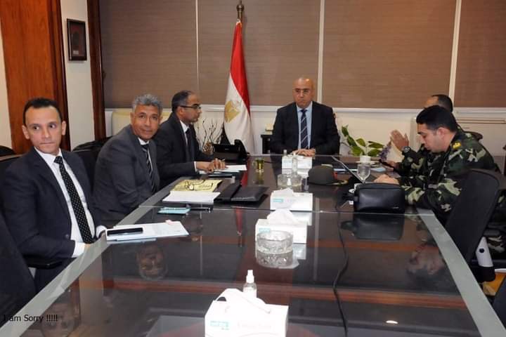 وزير الإسكان يتابع منظومة الصرف الصحى ومشروعات الخطة الاستراتيجية بالإسكندرية