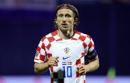 النصر السعودي يرفع عرضه لضم الكرواتي لوكا مودريتش