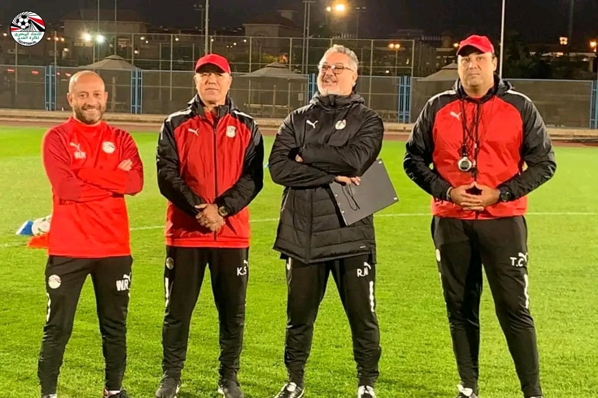 ميكالي يجتمع بالمنتخب الاولمبي قبل خوض مرانه الأول بالإسماعيلية