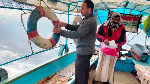 إيقاف عمل المعديات النهرية في حالة الرياح والأمطار وتوفير 2 أتوبيس لنقل المواطنين بالبحيرة