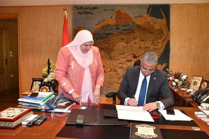 محافظ الفيوم يعتمد نتيجة الشهادة الإعدادية للفصل الدراسي الأول بنسبة نجاح 78,78%