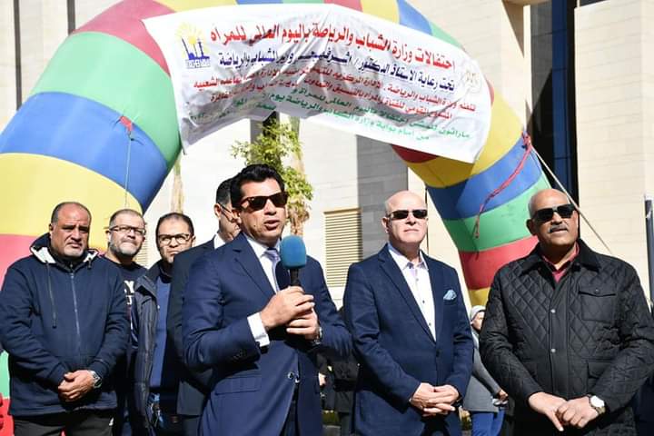 وزير الرياضة يُطلق ماراثون للمشي احتفالًا باليوم العالمي للمرأة بمشاركة 10 آلاف فتاة