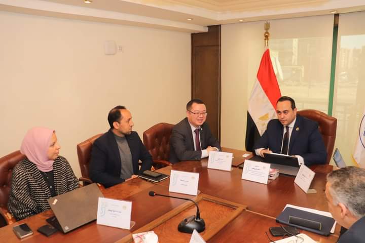 رئيس هيئة الرعاية الصحية يستقبل وفد من شركة هواوي العالمية لبحث التعاون المشترك