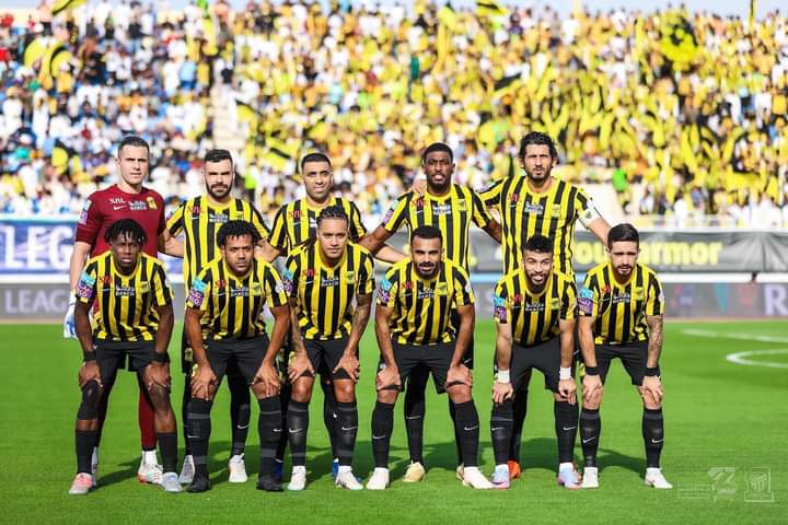 الإتحاد يفوز علي الشباب بثنائية في دوري روشن السعودي