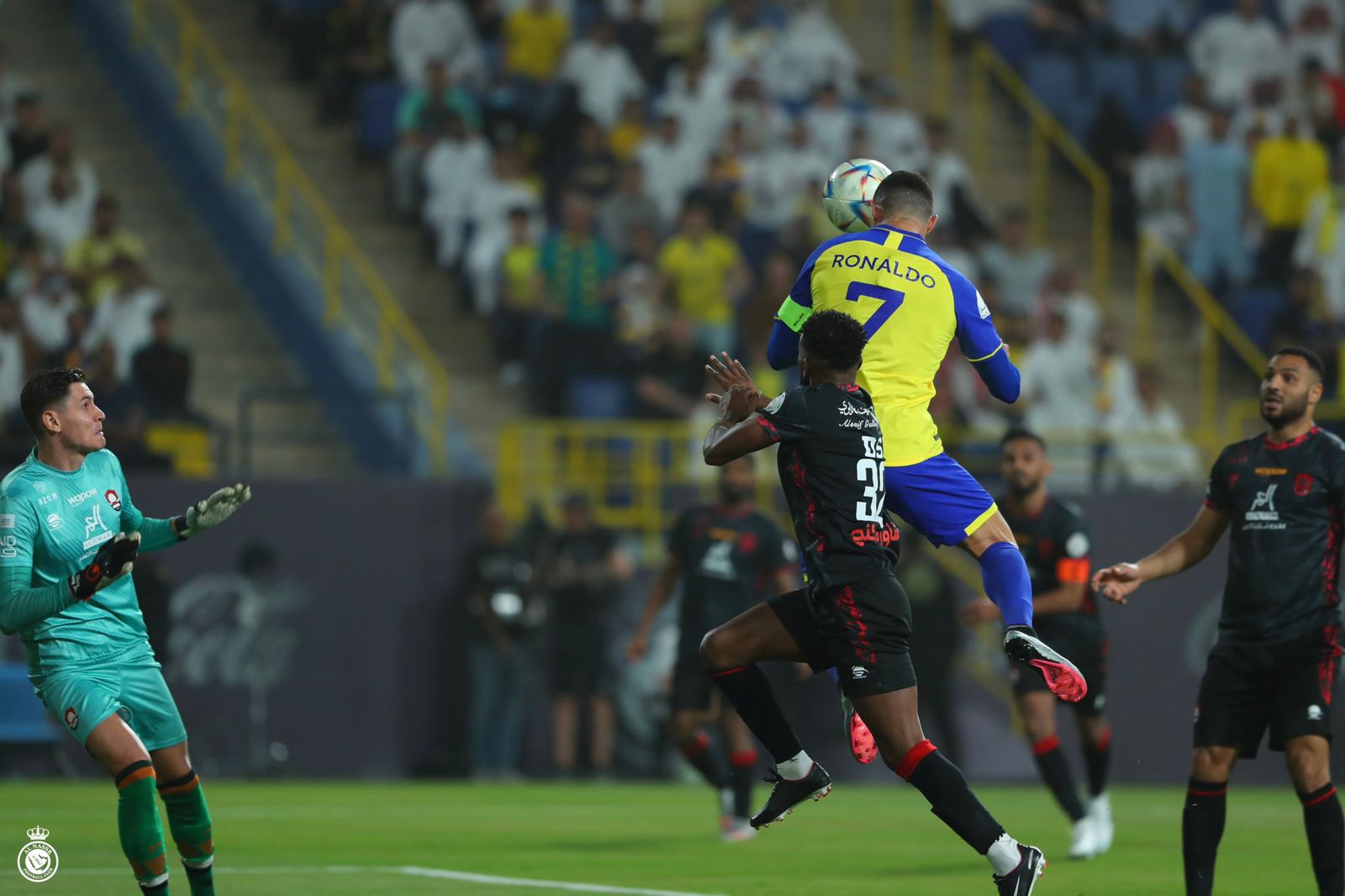 النصر يسحق الرائد برباعية في دوري روشن 