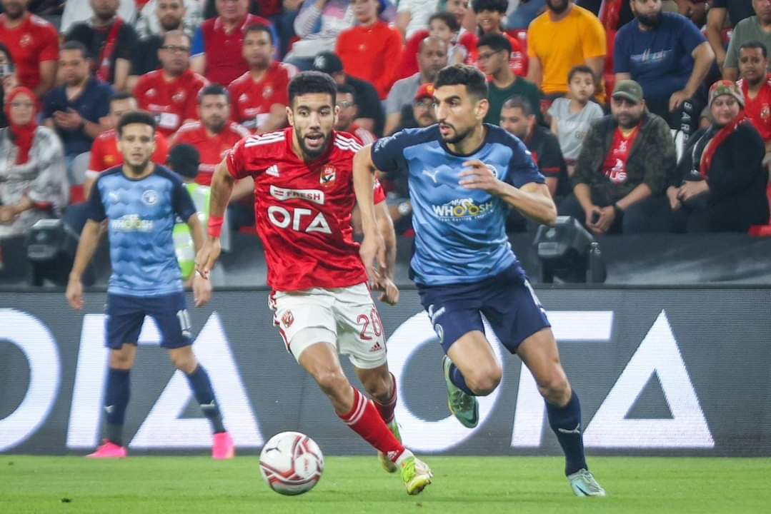 التعادل السلبي يحسم نتيجة الشوط الأول بين الأهلي وبيراميدز