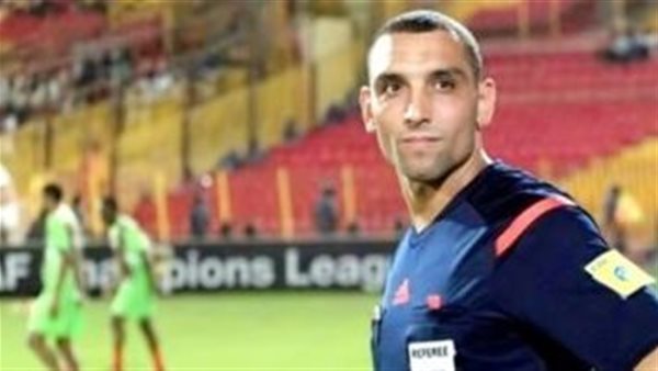 الظهور الأول لمحمود بسيوني كحكم لمباراة الأهلي وانبى الليلة
