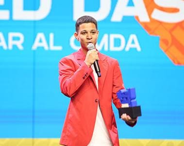 بعد دوره في هذا المسلسل.. أحمد داش يفوز بجائزة أحسن ممثل صاعد