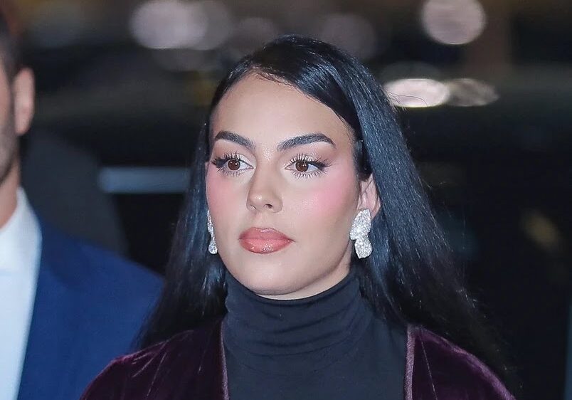 لأول مرة جورجينا تتابع فنانة عربية عبر 