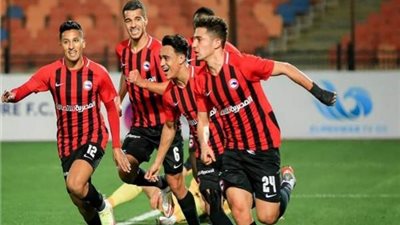 نجم الأهلي السابق على طاولة الزمالك في الميركاتو الصيفي