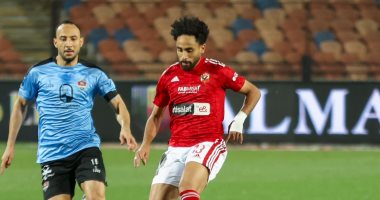 مروان عطية خارج حسابات الأهلي في القمة أمام الزمالك