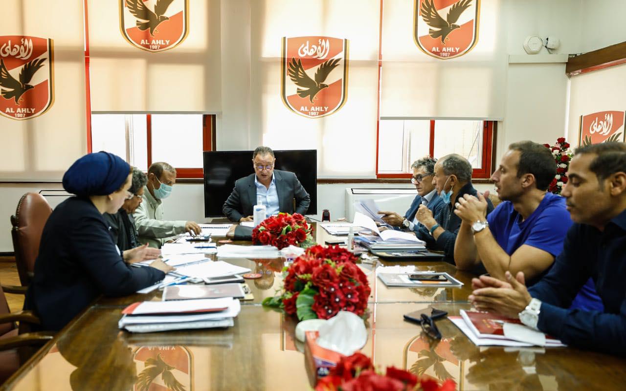 لجنة التخطيط بالأهلي تعرض على كولر عودة هذا اللاعب