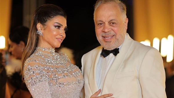 روجينا تفوز بجائزة أفضل ممثلة مصرية وتُهديها لـ أشرف زكي