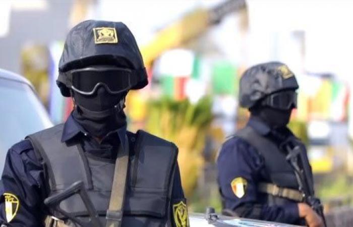 تشكيل عصابي ينتحل صفة مباحث قسم التجمع للاستيلاء على ملايين من محاسب بشركة