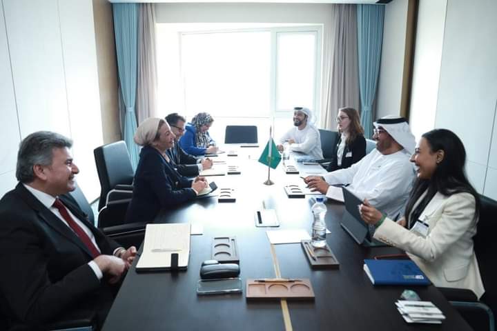 وزيرة البيئة تلتقى الرئيس المعين لمؤتمر المناخ COP28 لبحث التنسيق الكامل مع الجانب الإماراتى