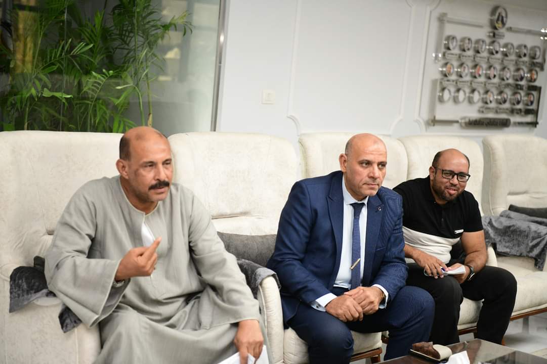 محافظ قنا يعلن فتح باب التقديم للحصول على مركب صيد حديثة بالقرى الأكثر احتياجا 
