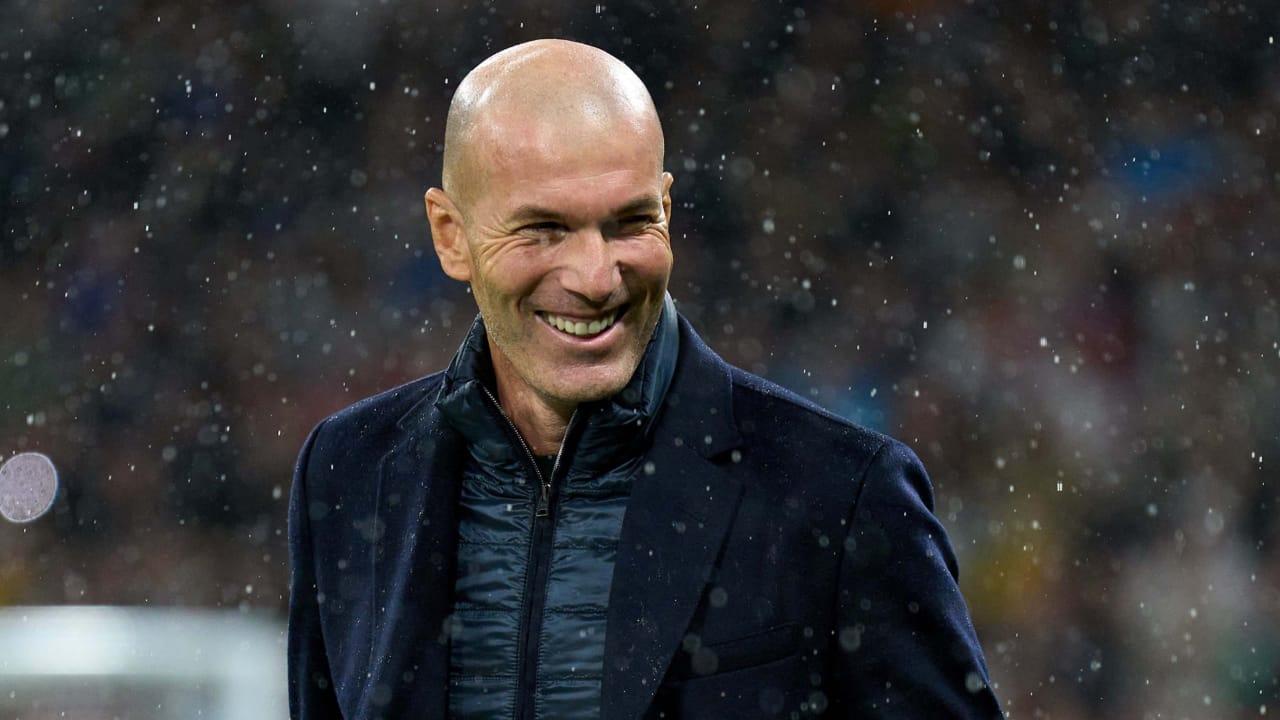 زين الدين زيدان على رادار الدوري السعودي