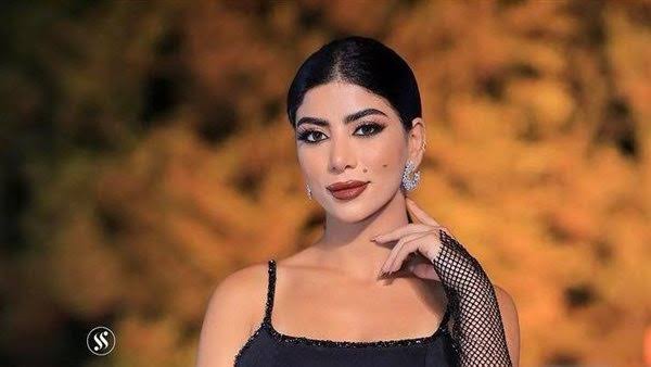 بـ إطلالة ساحرة.. كارولين عزمي تستعرض جمالها عبر إنستجرام