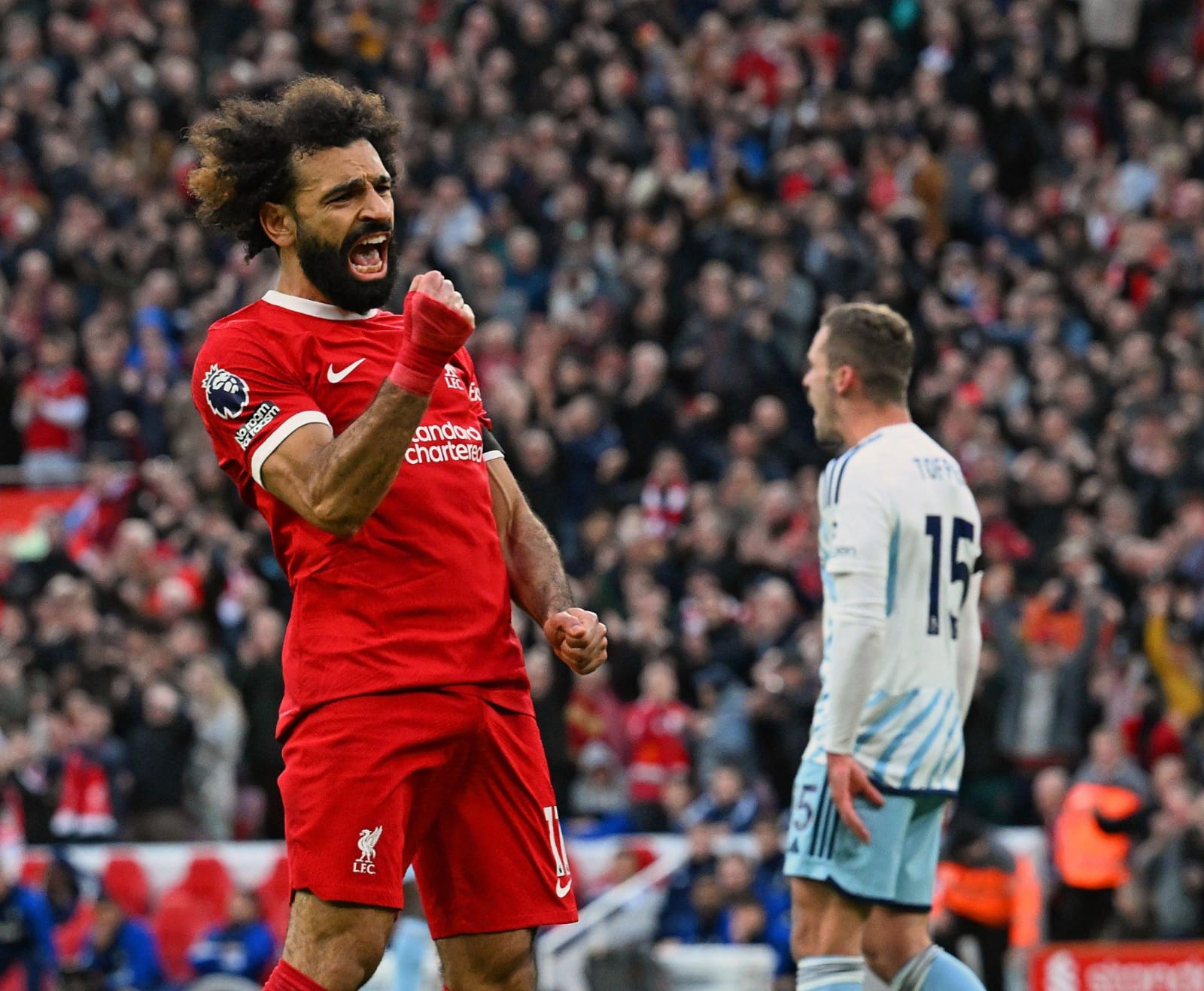 ببصمة صلاح.. ليفربول يفوز بثلاثية نظيفة على نوتينجهام