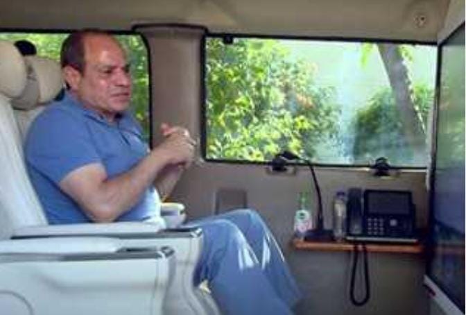 الرئيس السيسي يتفقد مركز التحكم المركزي للشبكة الوطنية الموحدة لخدمات الطوارئ