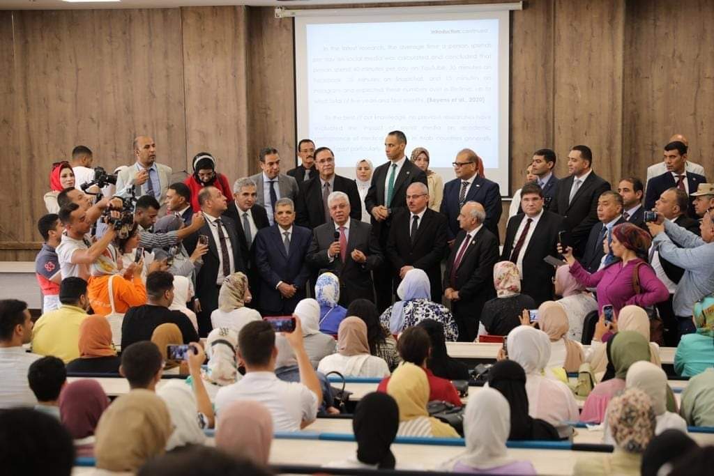 التعليم العالي: نجحت الوزارة في توفير جامعات من الجيل الرابع للتأهل لسوق العمل