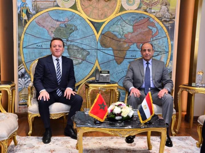 وزيرا الطيران المدني و النقل واللوجستيات المغربى يبحثان آفاق التعاون المشترك 